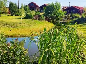 Domek Nad Stawem Całoroczny - Czerwonki