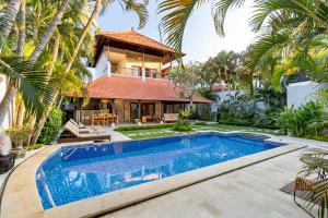 Viona 3 Villa - 3 BDR villa, walk to the beach