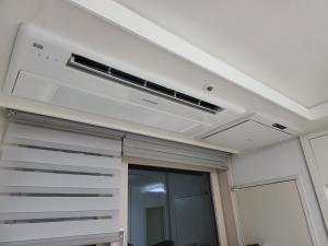 1 min to Sinnonhyeon Cute and Cozy House# Netflix