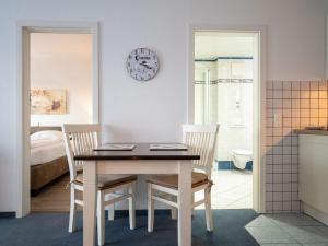 Hoppe 9 Modern retreat