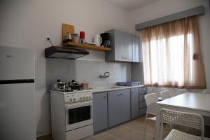 Studios Αποστόλης Selianitika