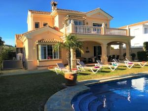 Villa Majestic Comfortable holiday residence
