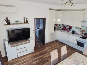 Луксозен апартамент в Резиденция Лазурен бряг