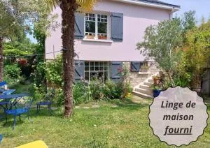 Maison de charme classée 4 étoiles centre ville vannes Garage WIFI - Treffléan