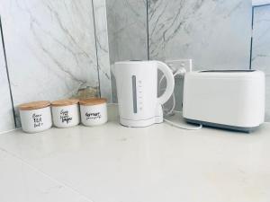 House at Train Station Thomastown