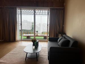 Ai-oon b2 by Triple a coffee