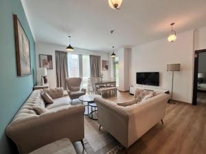 Luxurious 1BR in Burj Views Podium, Downtown