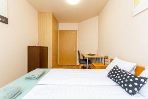 Modern Comfort in József Street by NW