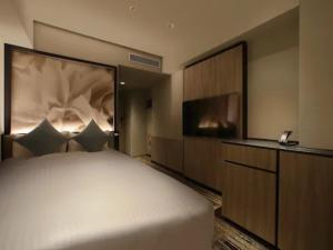 ORIENTAL HOTEL UNIVERSAL CITY