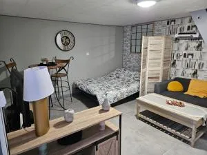 Studio - 滨海伊西尼