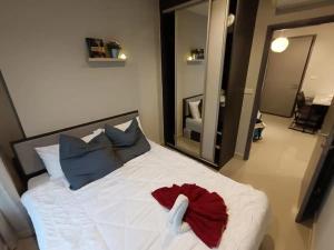 Downtown Lux Fun 2BDR Seaview High Floor #TAA49325