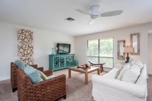 Sanibel Shells at Sea Bell