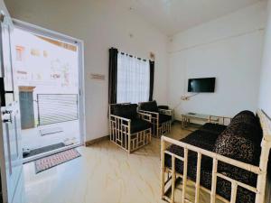 Hegde residency