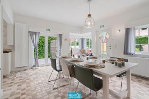 Villa Sandsfoot - authentic fishermans cottage in Koksijde