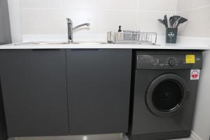 Mercy Suite- Serenity and Stuff Luxury Aparments