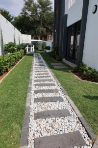 Mercy Suite- Serenity and Stuff Luxury Aparments