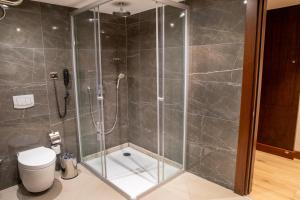 Grand Aras Hotel & Suites