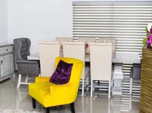 Casa Moderna Frente Alberca 3 min de la Playa Azul Pacifico