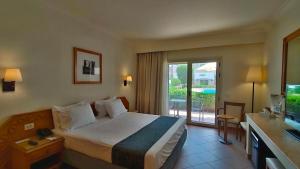 Camel Dive Club & Boutique Hotel