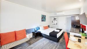 Tropical Gateway Motor Inn