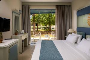 Family Room with Garden View room in Sunshine Crete Beach