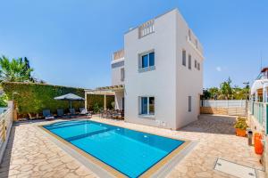 Blue Velvet Villa by Ezoria Villas - 4hvězdičkové hotely ve městě Protaras