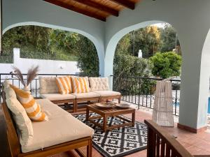 Villa Vista - Pool & Sea View