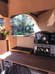 15mn à pied commerces et plage