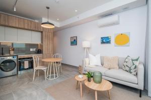 Stylish Urban Retreat at Rubik