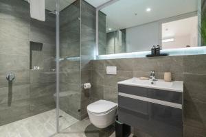 Stylish Urban Retreat at Rubik