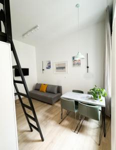 City center, modern, quiet place by HOMECLICK