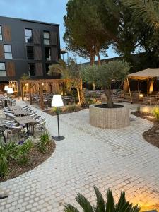 Hotels Hotel Le Relais des Brasseurs - Aubagne : photos des chambres