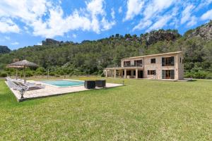 Villa Vall dEn March by Sealand Villas
