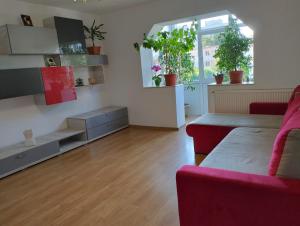 Apartament 3 camere de inchiriat