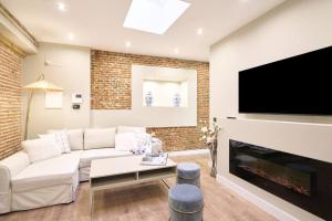 El capricho II en la Plaza Mayor centro Salamanca by keyhom