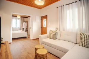 Liatiko Cottage House