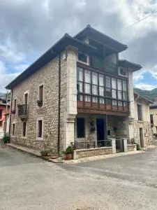 La Casona de Ardines - Rozagás