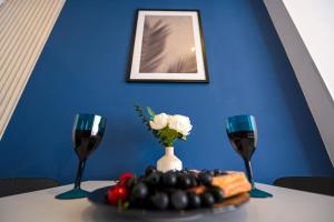 Urban Elegance - Stylish Central Accommodation