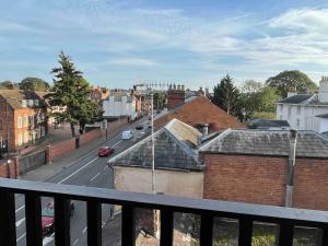 One bedroom loft apartment central Worcester