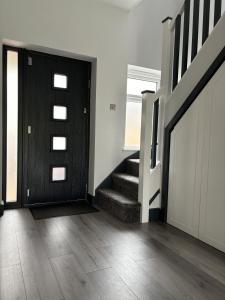 Luxury modern apartment with free private parking