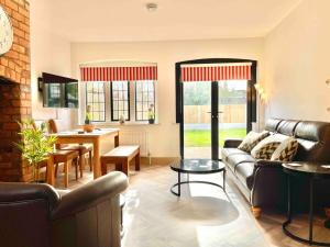 Modern city 3 bedroom bungalow