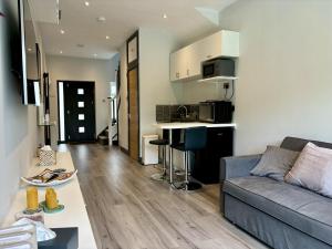 Luxury modern apartment with free private parking