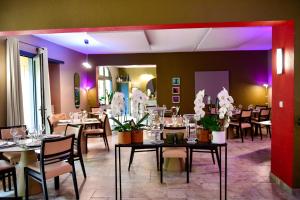 Hotels Le Mas Des Aigras - Hotel & Restaurant de Charme en Provence : photos des chambres