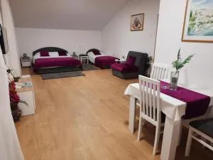 Apartman 'Maslina' - Gomiljani