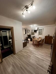 Elkos Apartment
