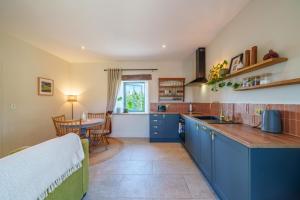 Tan Apartment - Shap - Great for Walkers
