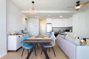 Home2Book Impressive Apt Abades, Pool & Terrace