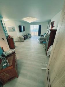 T2! 3 ou 4 personnes centre ville neuf avec garage