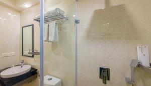 Hotel Urban House Near Taj