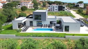Modern villa with private pool near the sea